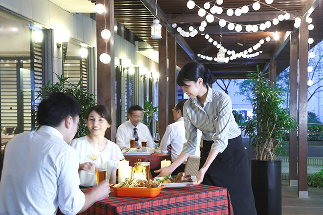 crowne_cafe_beer_terrace